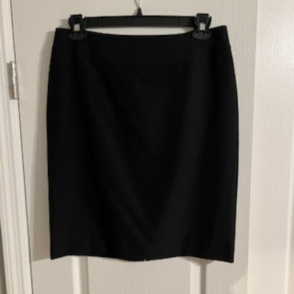 Tahari Women's High Waist Pencil Skirt With Zipper & Slit In Back Lined 12 NWT - Picture 1 of 15